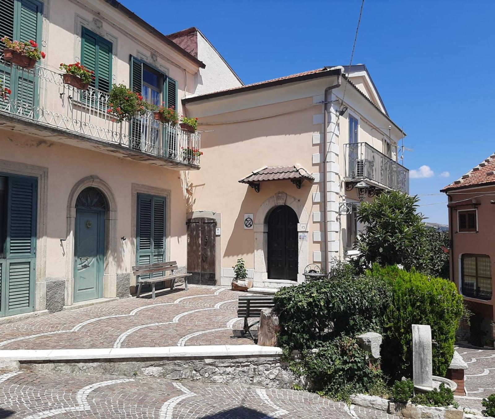 Meridiana Santa Maria del Molise Exteriér fotografie