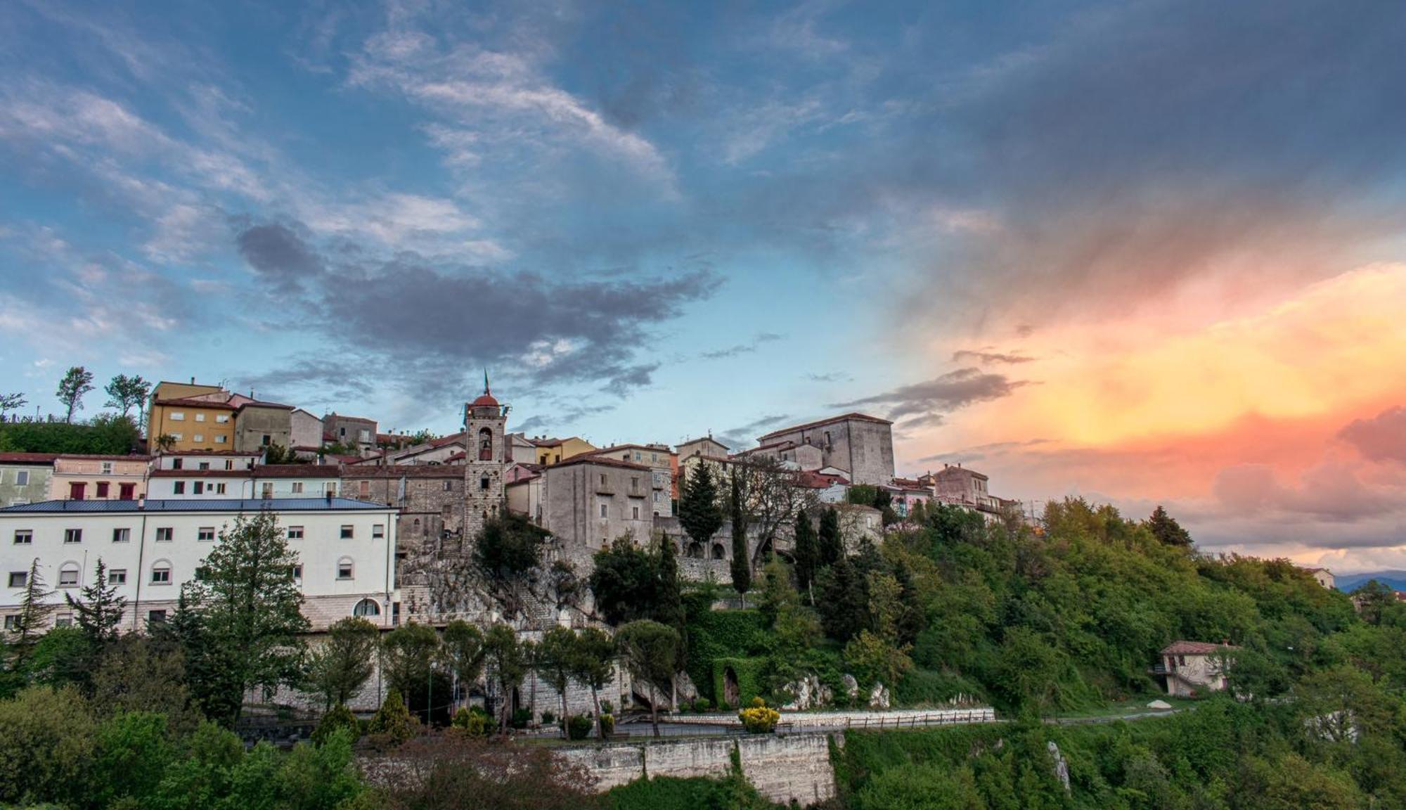 Meridiana Santa Maria del Molise Exteriér fotografie